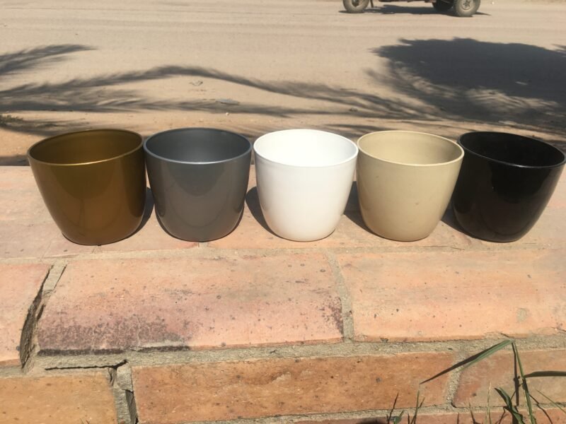 Mirrored Planters in Different Sizes