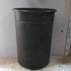Tall Black Pot – 25 cm (22W x 30H cm)